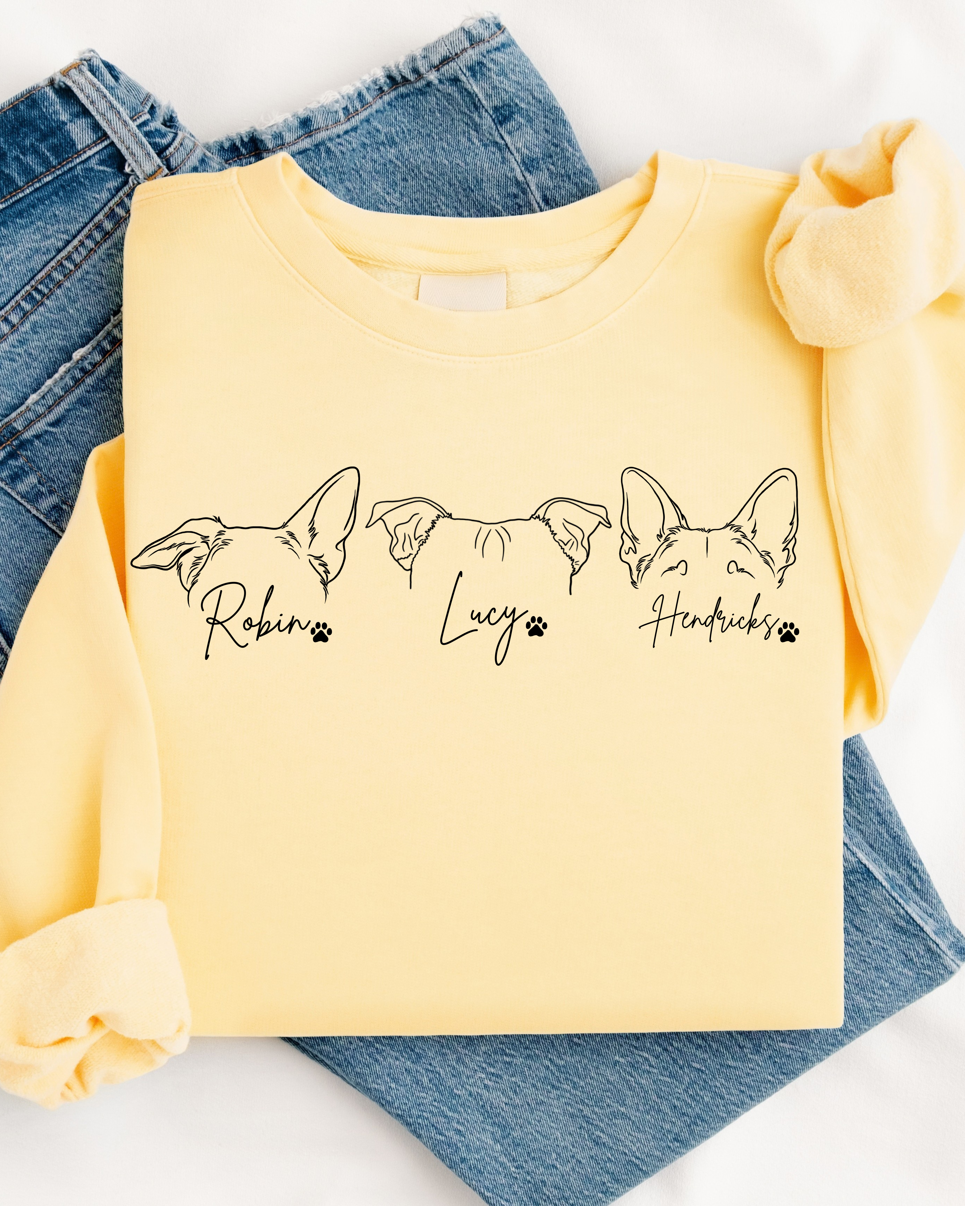 Sofy Honey Custom Ear Outline Crewneck